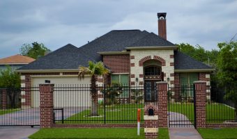 Do Driveway Gates Deter Thieves?