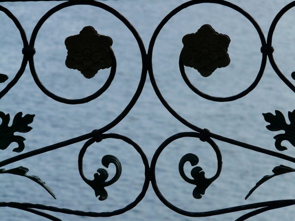 wrought-iron-fencing-toronto