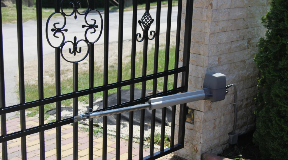 front gate custom iron toronto